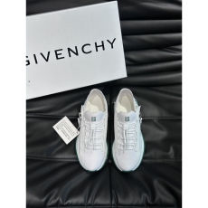 Givenchy Sneakers